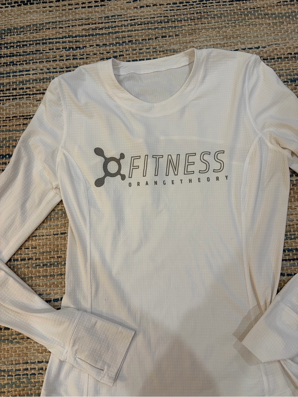 Orangetheory White Long-Sleeve lululemon women’s Fitness Tee